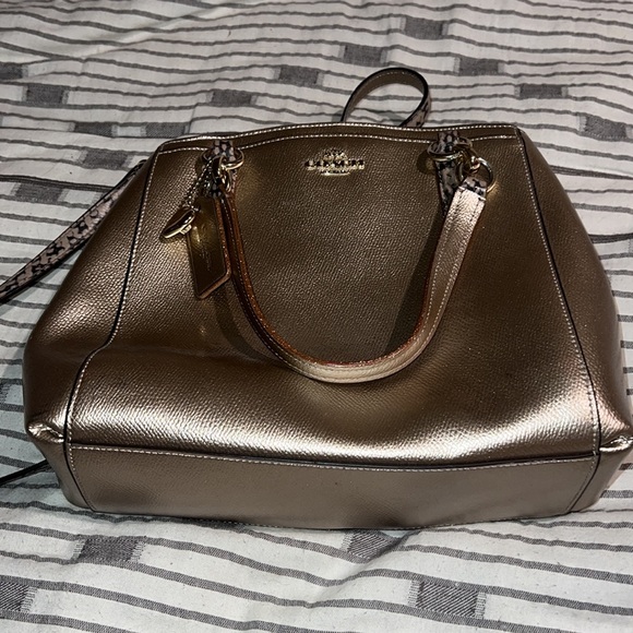 COACH MINETTA CROSSBODY & WRISTLET IN METALLIC LEATHER WITH EXOTIC TRIM - Picture 3 of 13